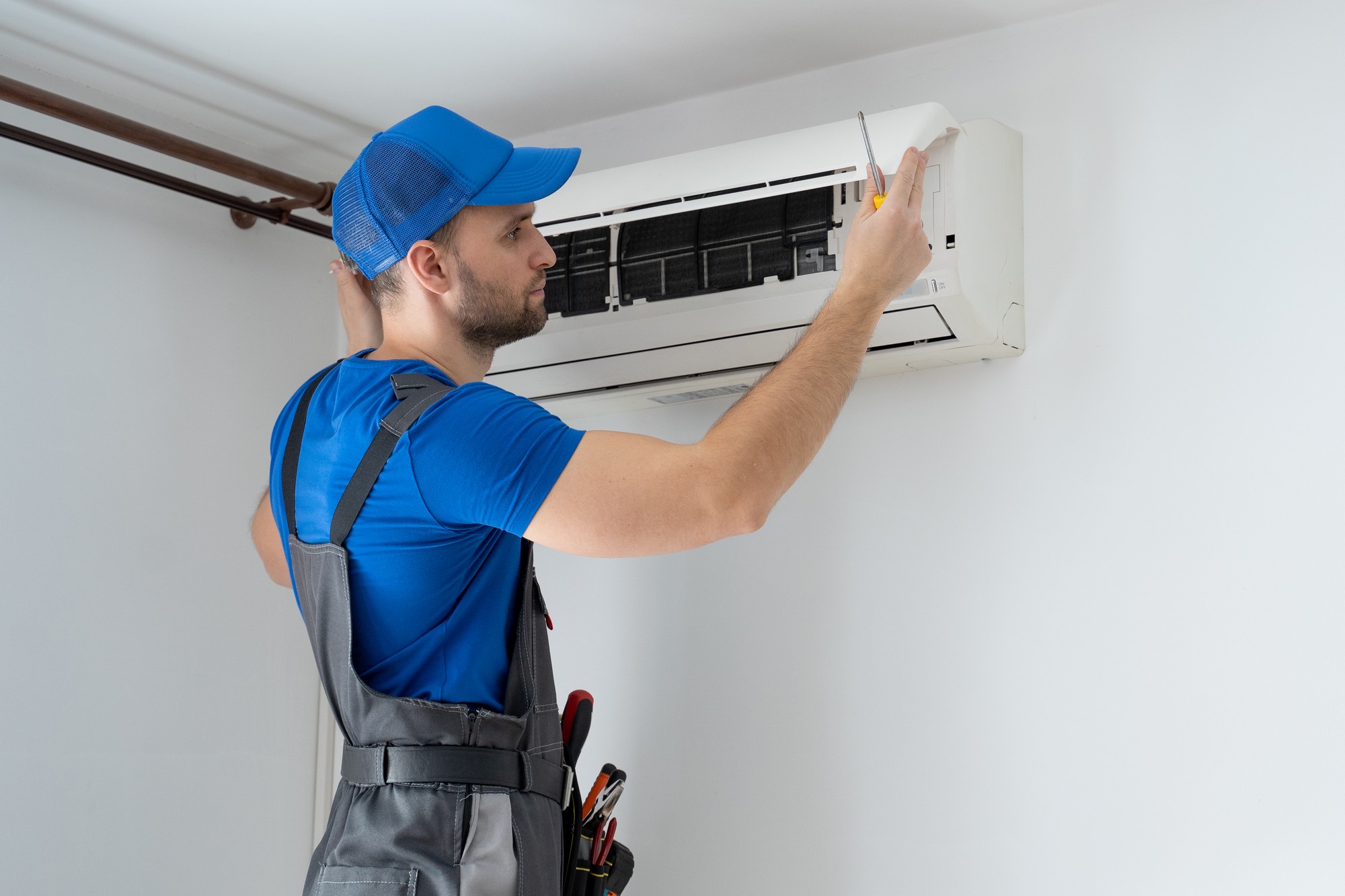 Servizio di Tecnici Esperti a disposizione di Aziende come Eolo, Sky e altre
Siete alla ricerca di tecnici esperti che possano soddisfare le esigenze della vostra azienda? Siamo qui per aiutarvi.
Siamo una squadra di tecnici altamente qualificati e professionisti, specializzati nell'offerta di soluzioni personalizzate alle esigenze dei nostri clienti. Offriamo servizi di installazione, manutenzione e assistenza tecnica per i clienti in tutta la regione.
I nostri tecnici esperti hanno una vasta esperienza e una conoscenza approfondita degli strumenti e delle tecniche di installazione, manutenzione e assistenza tecnica per le apparecchiature elettroniche. Siamo in grado di fornire soluzioni su misura per le esigenze della vostra azienda, indipendentemente dal settore in cui operiate.
Offriamo i seguenti servizi:
Installazione, manutenzione e assistenza tecnica per le apparecchiature elettroniche.
Soluzioni personalizzate per le esigenze specifiche della vostra azienda.
Assistenza tecnica remota e in loco.
Servizi di manutenzione preventiva e correttiva.
Soluzioni di backup e ripristino per i dati critici.
I nostri tecnici sono altamente qualificati e certificati, con anni di esperienza nel campo dell'installazione, manutenzione e assistenza tecnica. Siamo in grado di fornire soluzioni veloci ed efficienti per soddisfare le vostre esigenze.
Siamo in grado di fornire i nostri servizi a aziende di qualsiasi settore, tra cui Eolo, Sky e altre. Offriamo prezzi competitivi e un servizio clienti di alta qualità.
Contattateci oggi stesso per ulteriori informazioni sulle nostre soluzioni di tecnici esperti per le vostre esigenze aziendali. Siamo pronti ad aiutare la vostra azienda a raggiungere il successo che merita. Impianto Condizionatore d'aria canalizzato